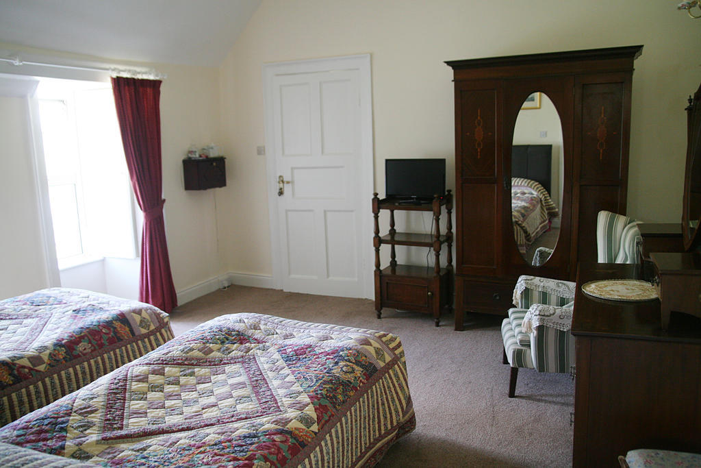 Muxnaw Lodge Kenmare Room photo